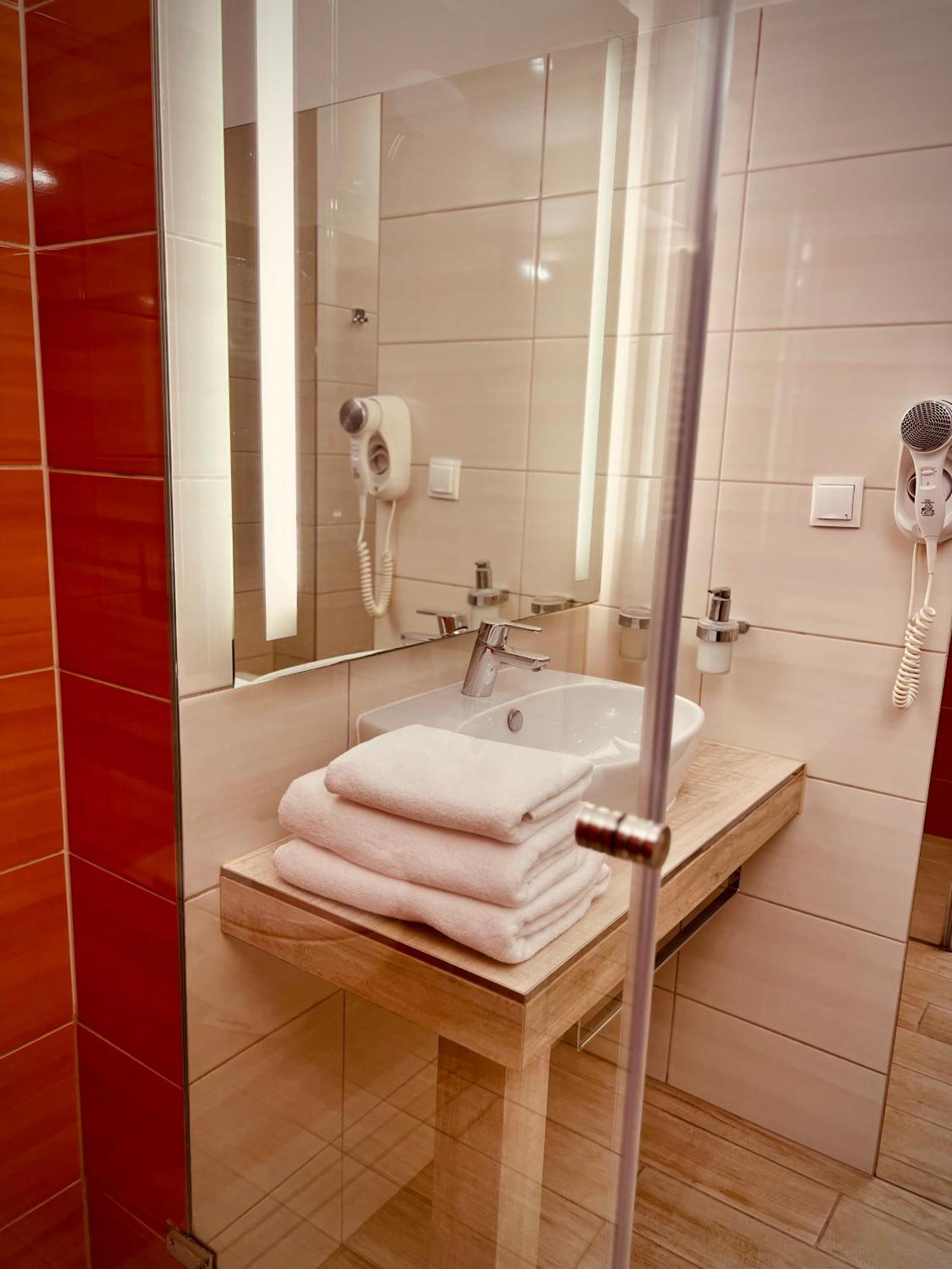 Hotel Arkadia Jelcz-Laskowice